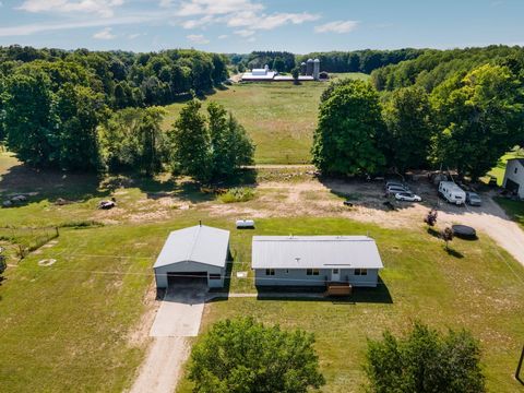 A home in Rose Lake Twp