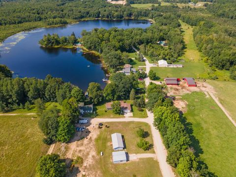 A home in Rose Lake Twp