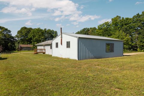 A home in Rose Lake Twp