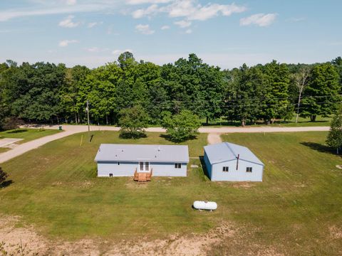 A home in Rose Lake Twp