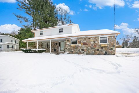 A home in Kalamazoo Twp