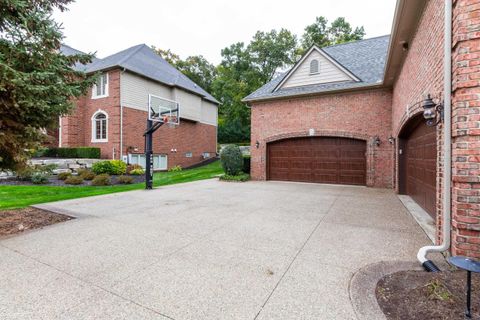 A home in Washington Twp