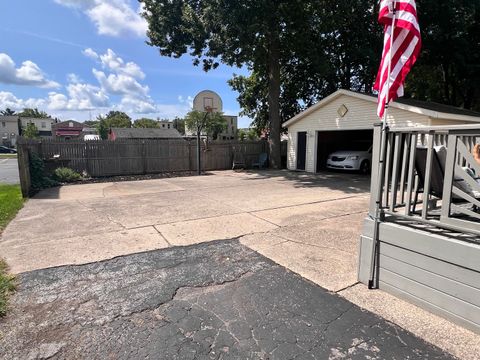 A home in Coopersville