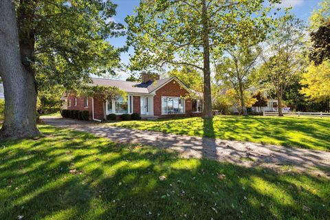 A home in Grosse Ile Twp