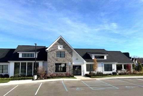 A home in West Bloomfield Twp