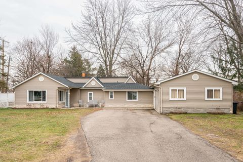 A home in Livonia