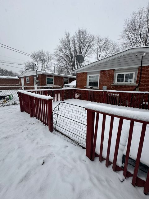 A home in Taylor