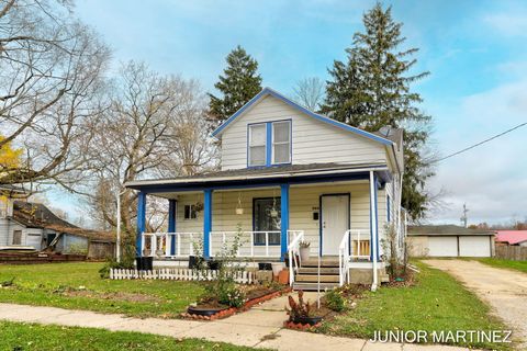 A home in Bloomingdale Vlg