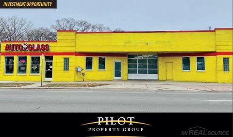 25333 Gratiot Avenue Roseville City MI 48066