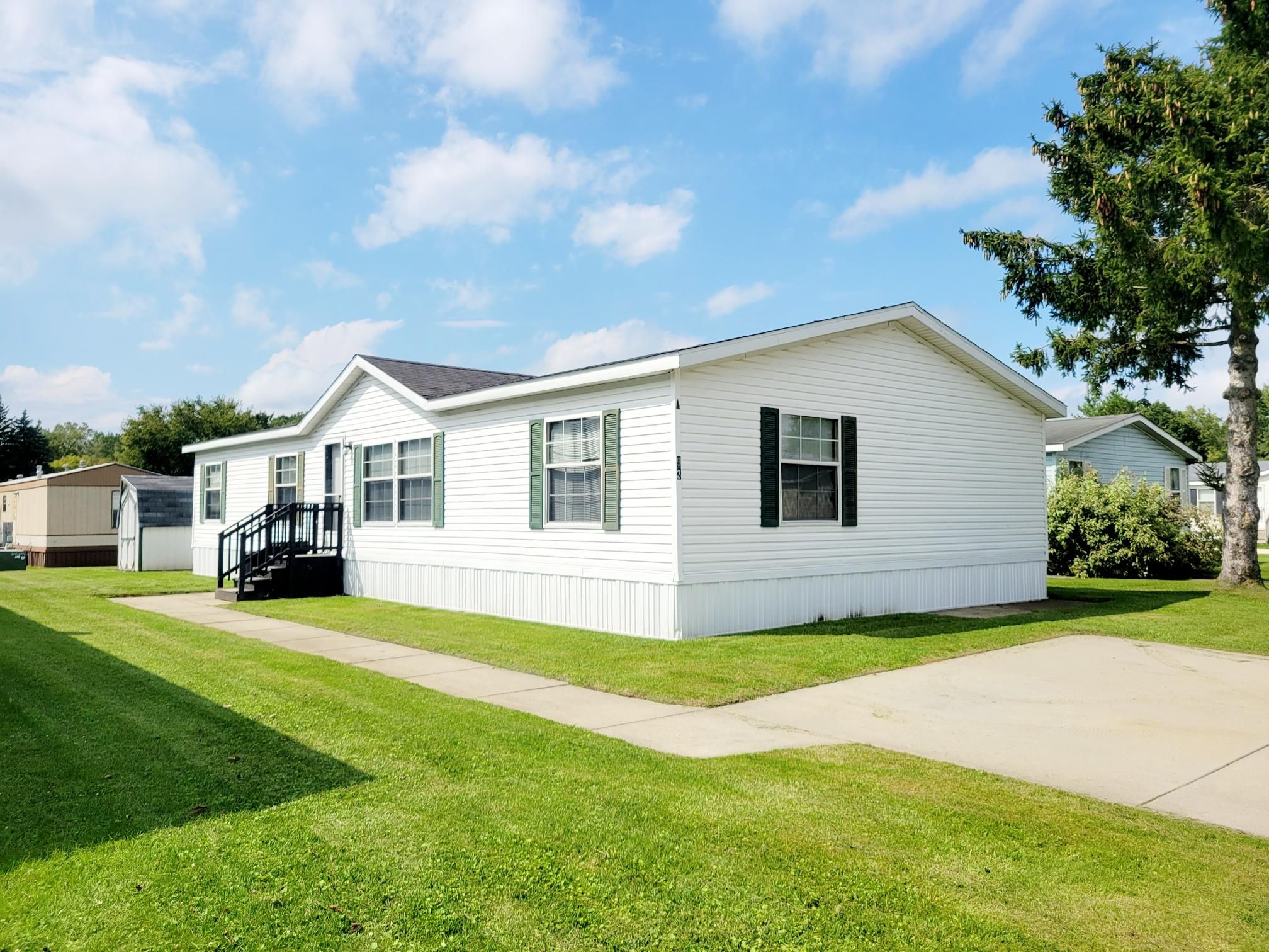 View Swartz Creek, MI 48473 mobile home