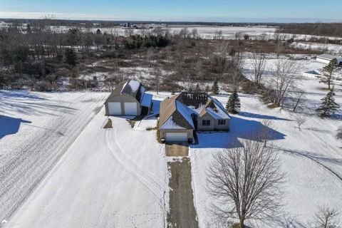 A home in Vernon Twp