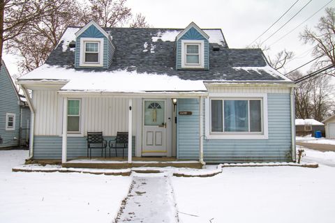 A home in Dearborn Heights