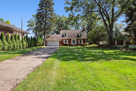 A home in Bloomfield Twp