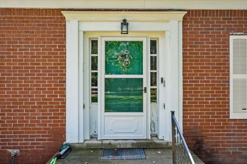 A home in Bloomfield Twp