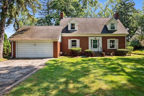 A home in Bloomfield Twp