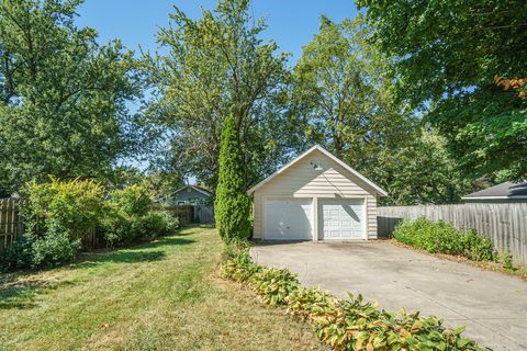 A home in Kalamazoo Twp