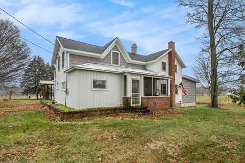 A home in Benona Twp