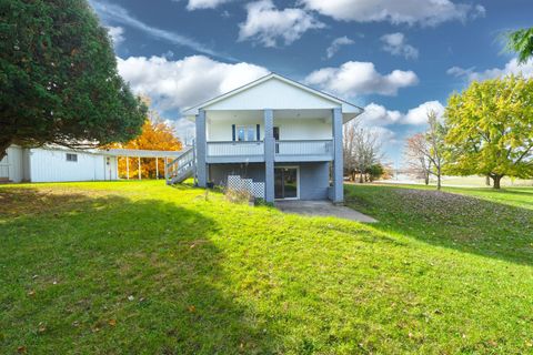 A home in Oxford Twp