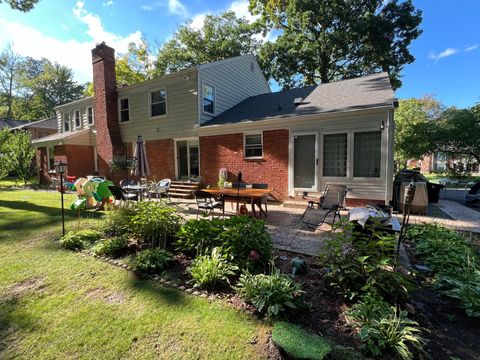 A home in West Bloomfield Twp