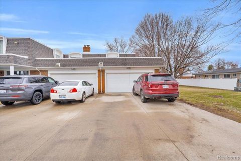 A home in WarrenCity_Macomb