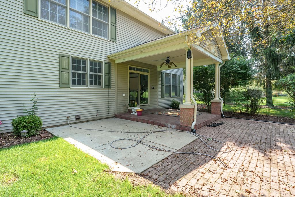 listing image 68