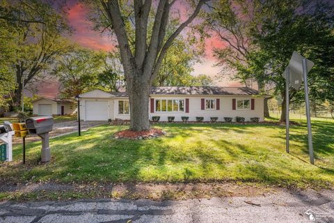 A home in La Salle Twp