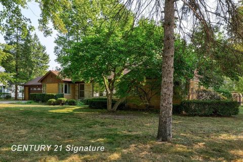 A home in Saginaw Twp