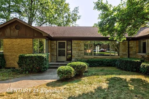 A home in Saginaw Twp