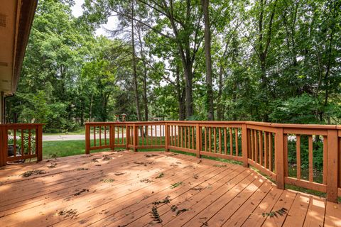 A home in West Bloomfield Twp