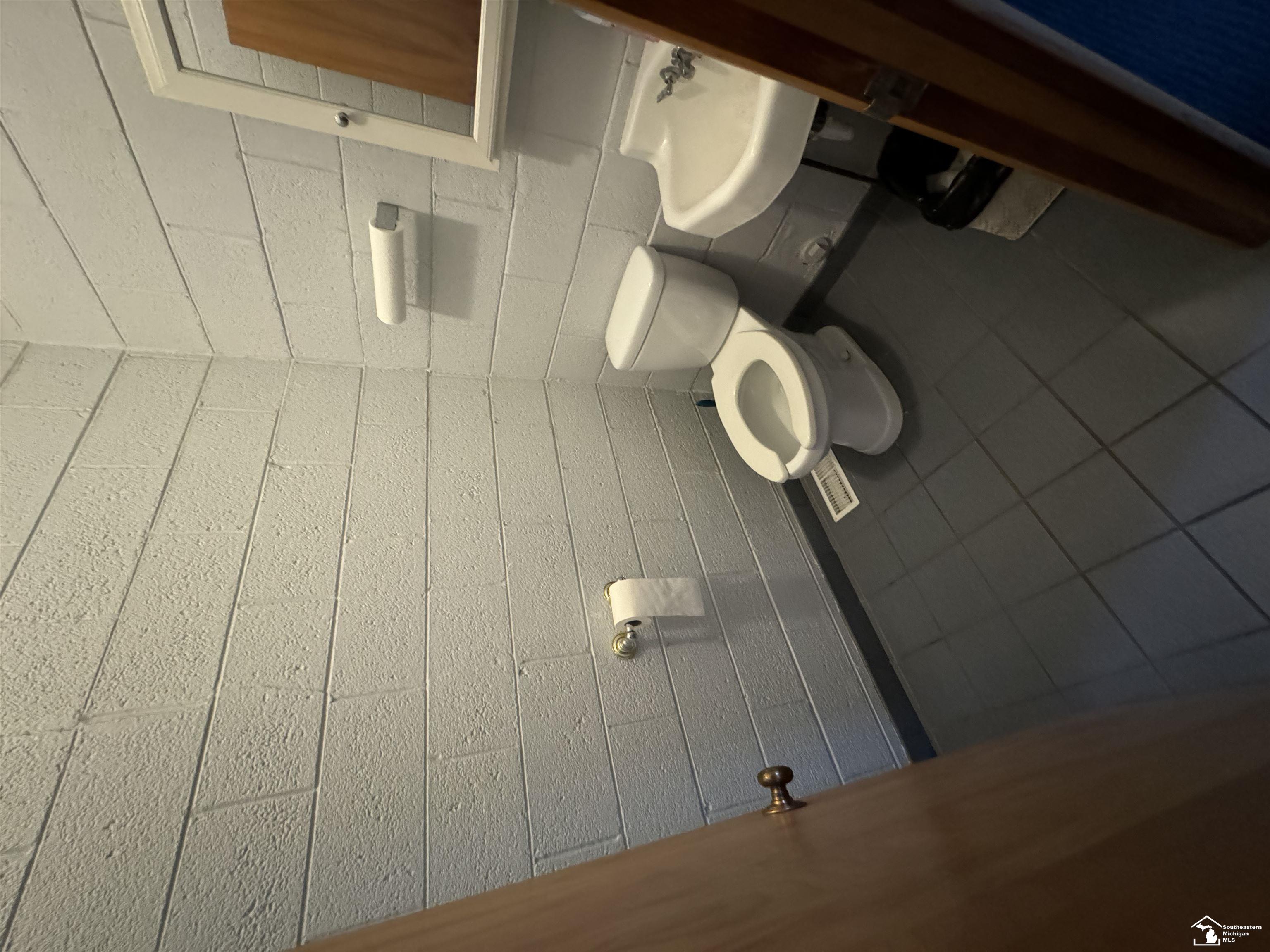 2736 Chelsea Suite B Street