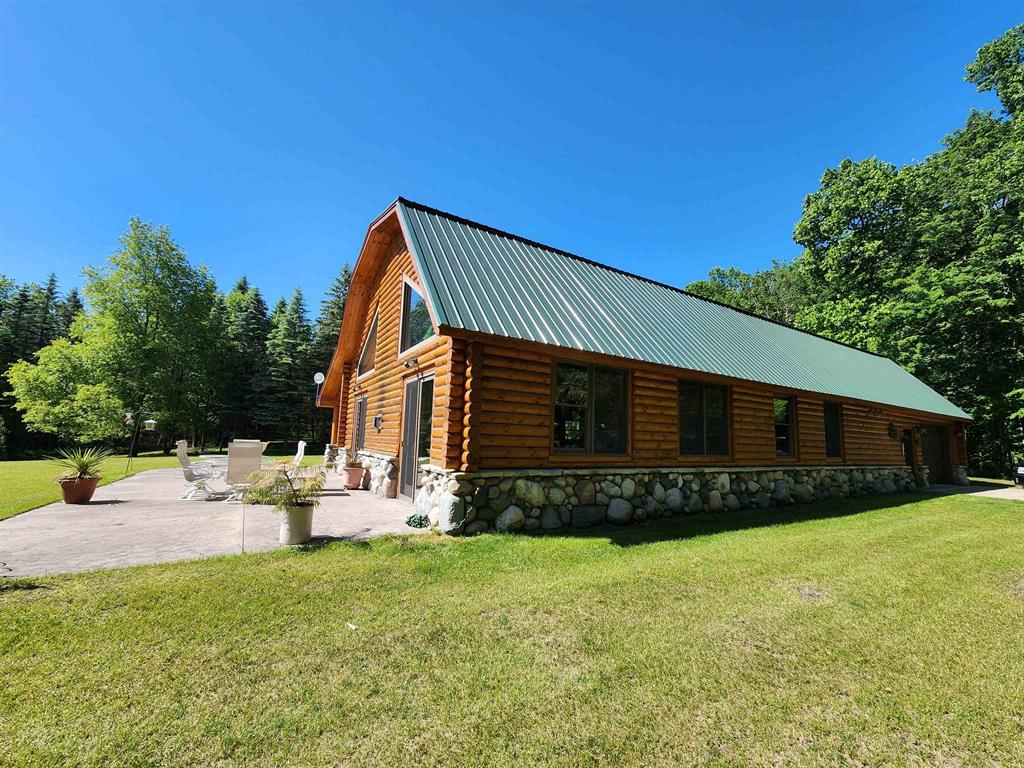 8157 NW Kellogg Road