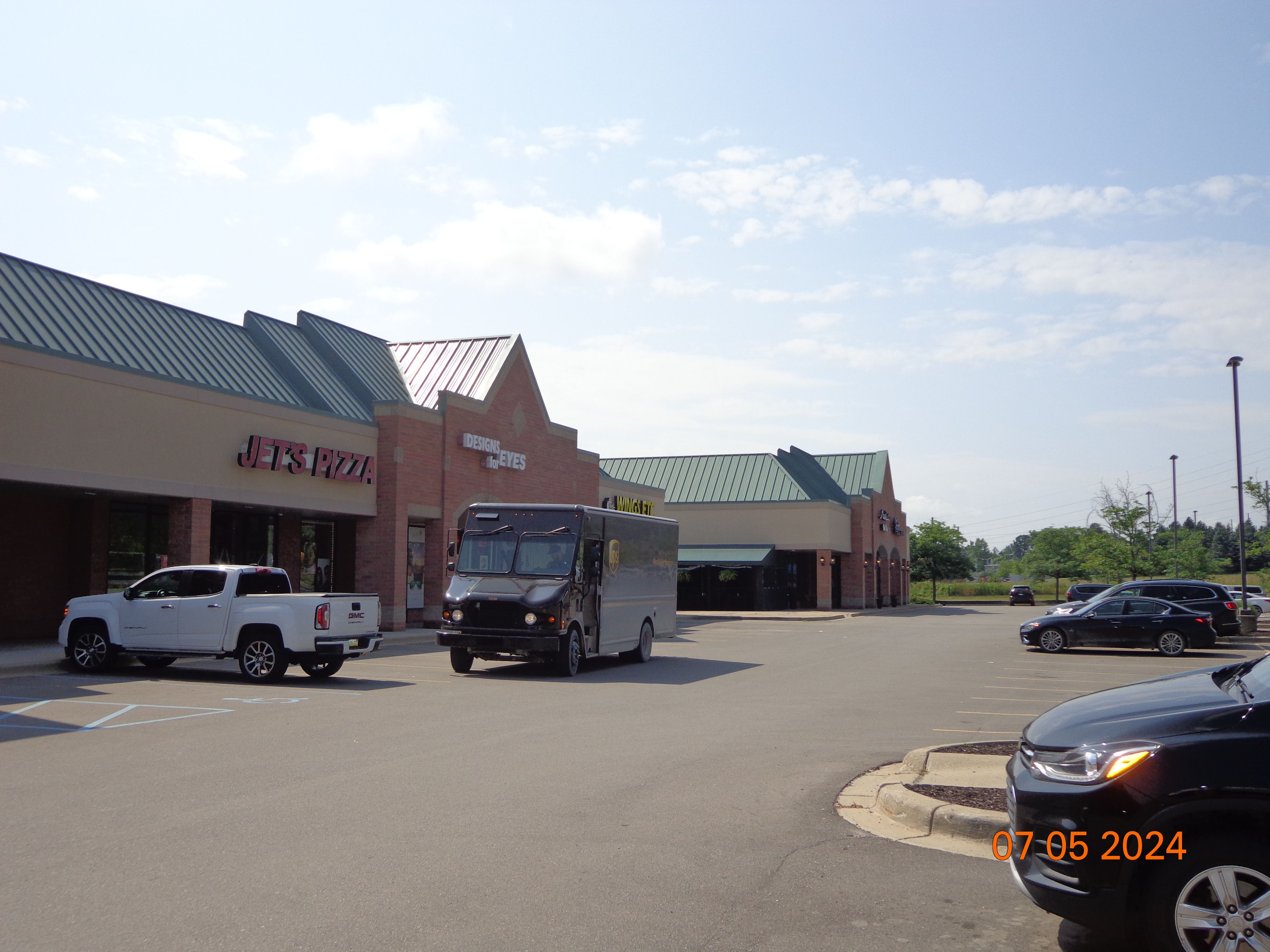 1818 N OLD US 23