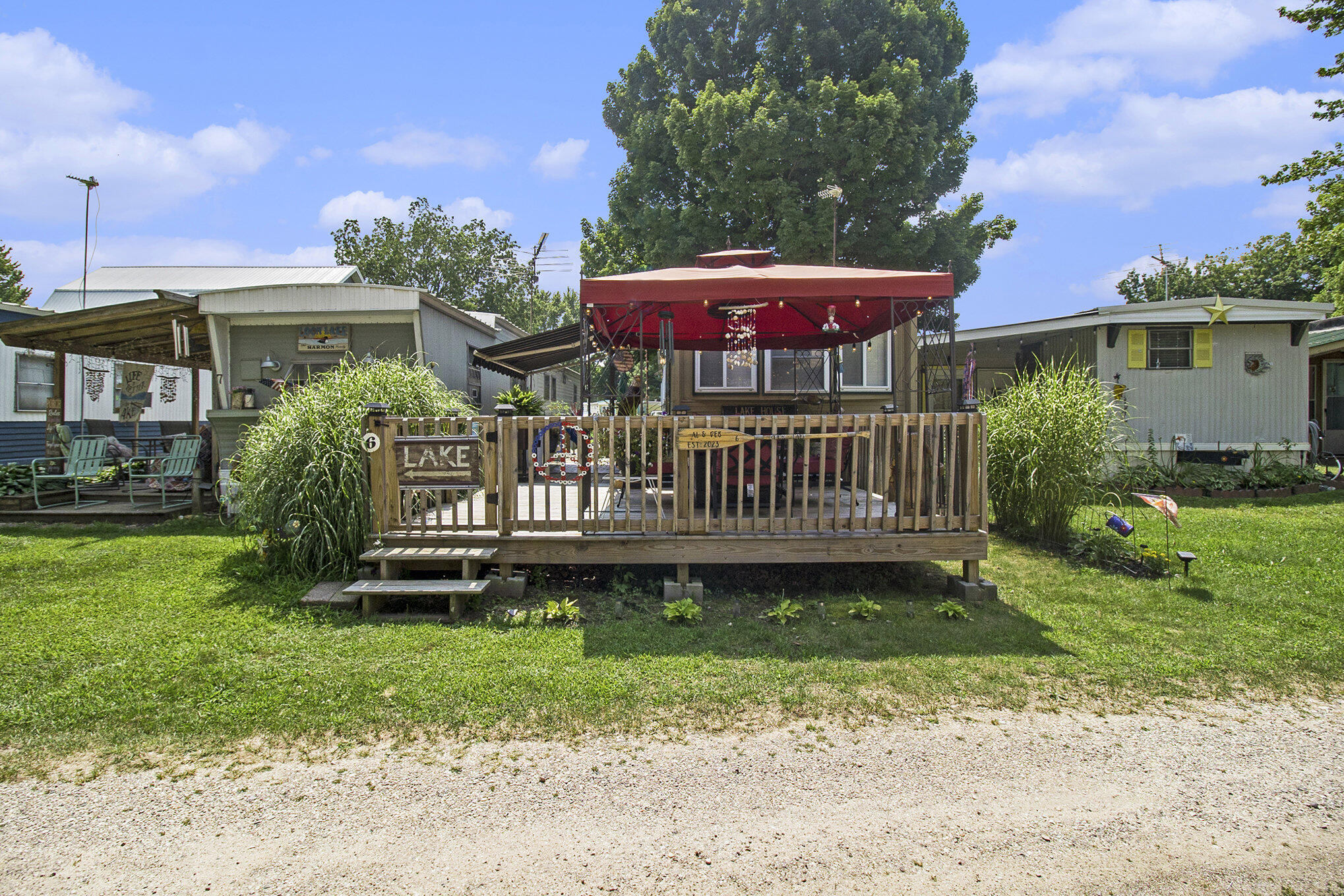 Listing image 4