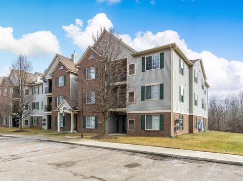 A home in Grand Blanc Twp