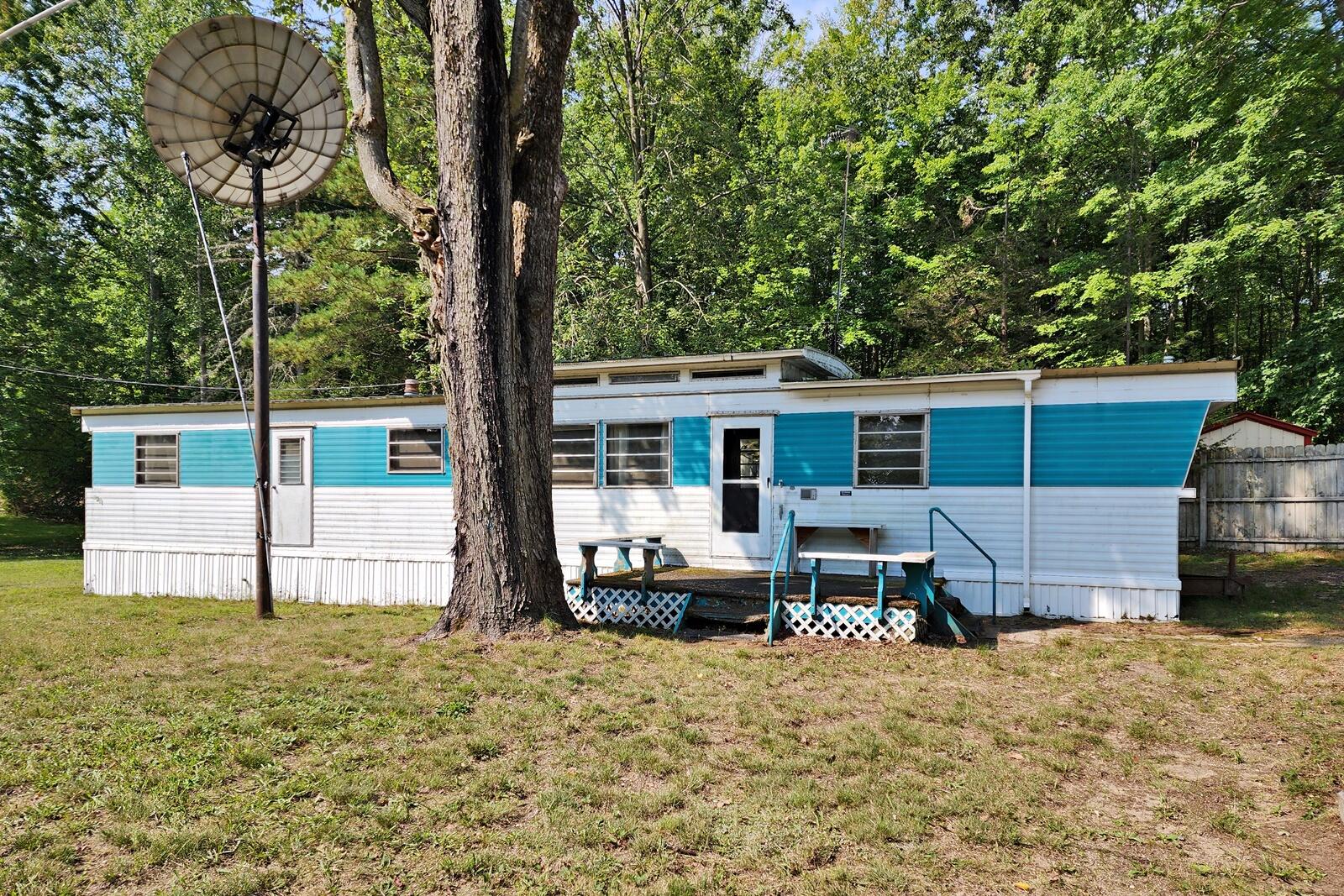 Photo 13 of 15 of 5321 Birch Haven Drive mobile home