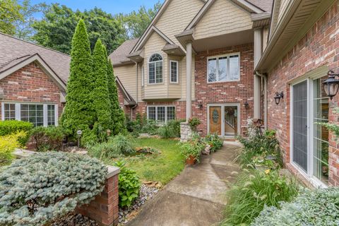 A home in Grosse Ile Twp