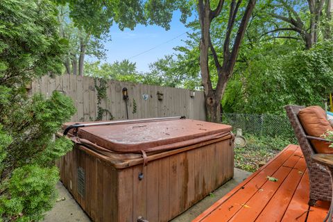 A home in Grosse Ile Twp