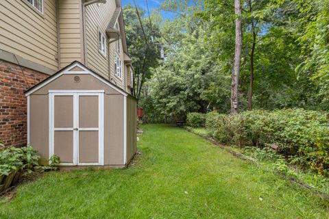 A home in Grosse Ile Twp