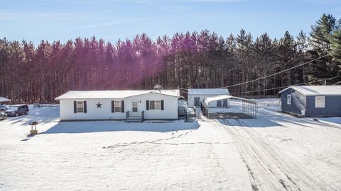 A home in Cumming Twp