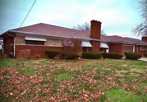 22441 LAKECREST Street St Clair Shores City MI 48081