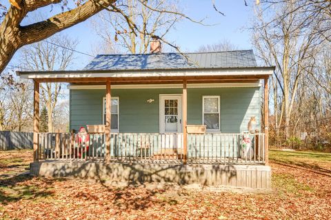 A home in Richfield Twp