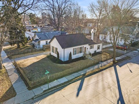 A home in Mt. Clemens