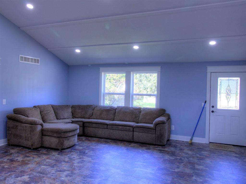 Photo 6 of 17 of 6550 Almy Road house