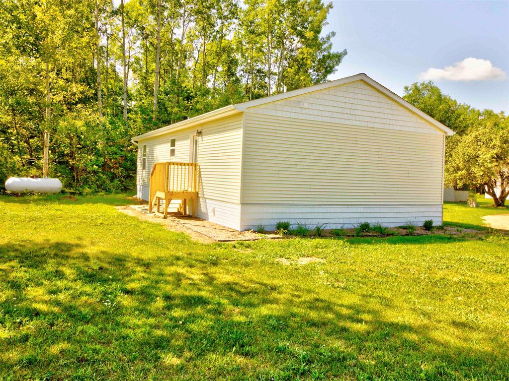 Photo 4 of 17 of 6550 Almy Road house
