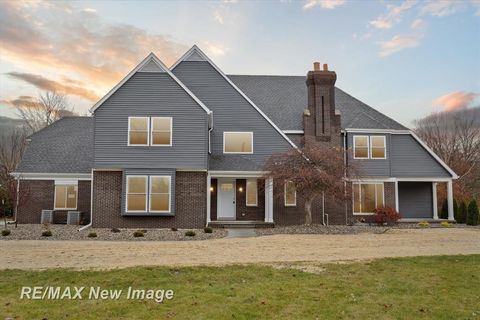 A home in Saginaw Twp