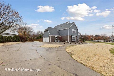 A home in Saginaw Twp