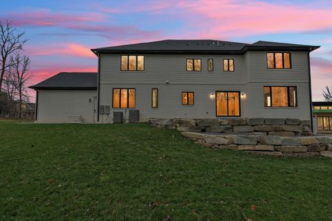 A home in Bloomfield Twp