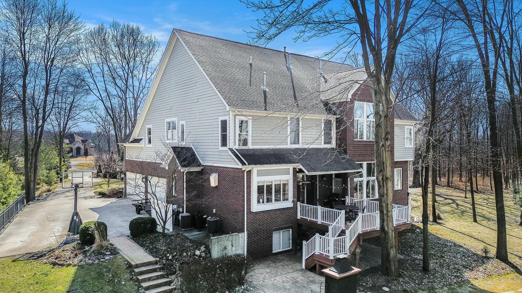 290 Shelby Court