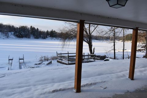 A home in Pleasant Plains Twp