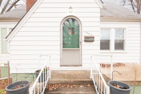 A home in Lincoln Park